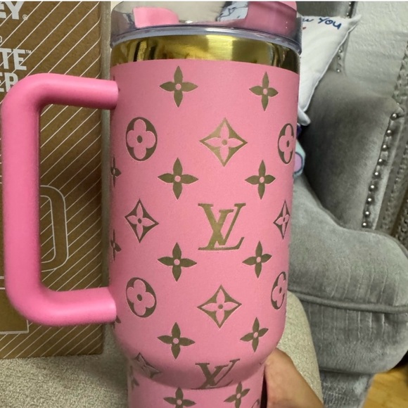 Stanley Pink 40oz Tumbler with Gold Accents. New. - Picture 6 of 8